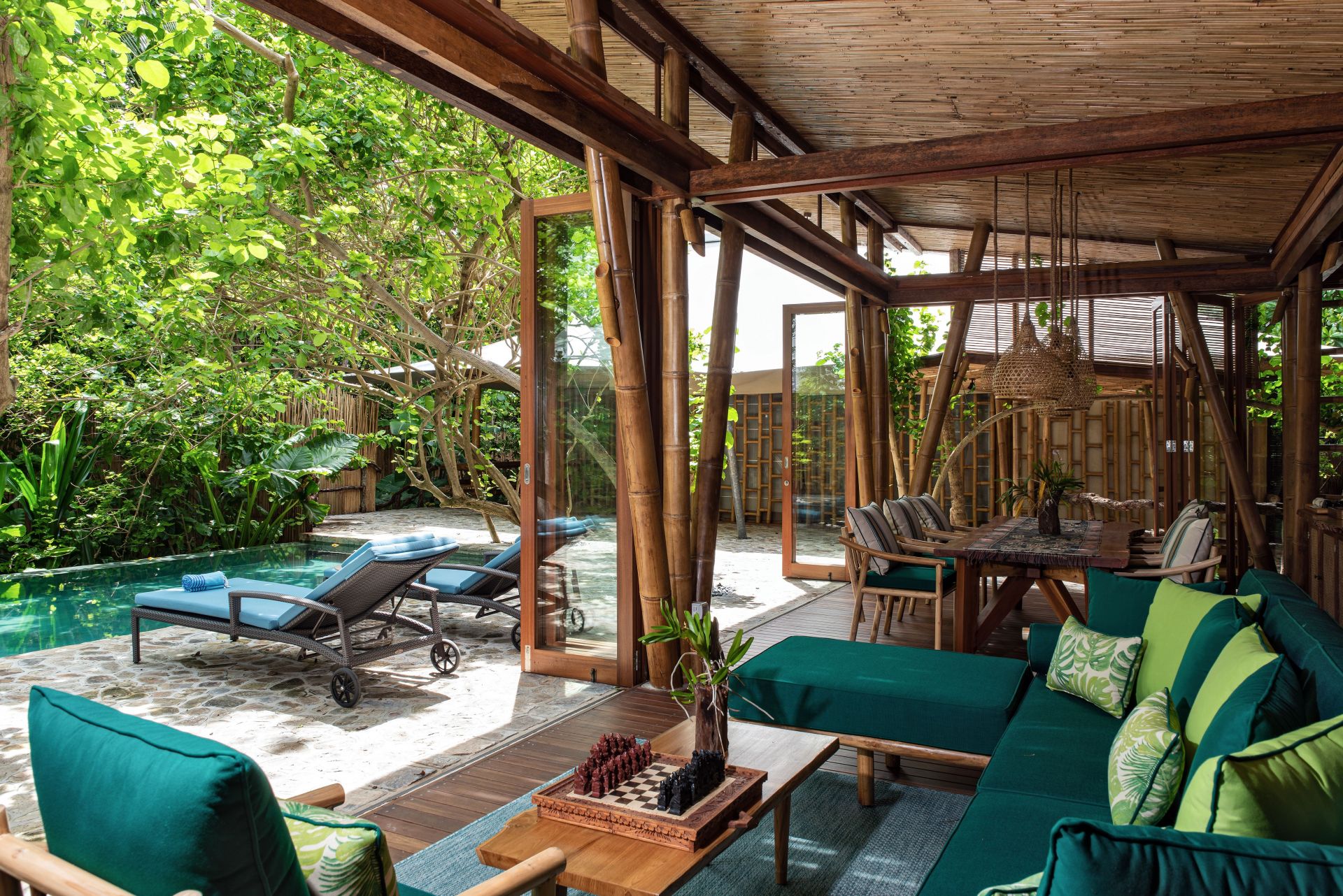 Bawah Private Island en Bawah Island