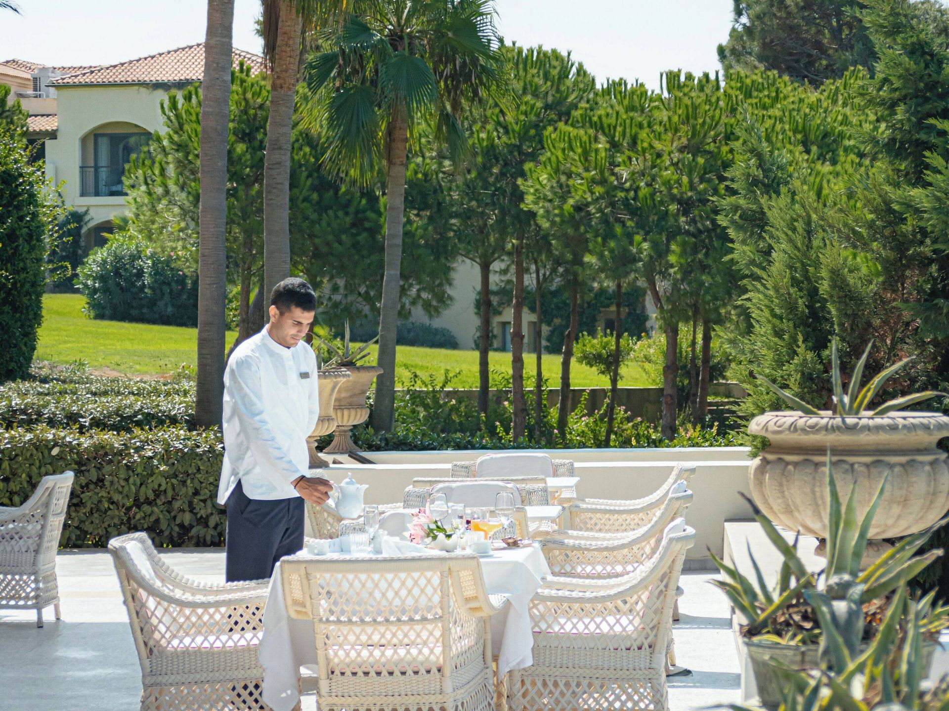 Mandola Rosa, A Grecotel Resort to Live at Riviera Olympia en Greece