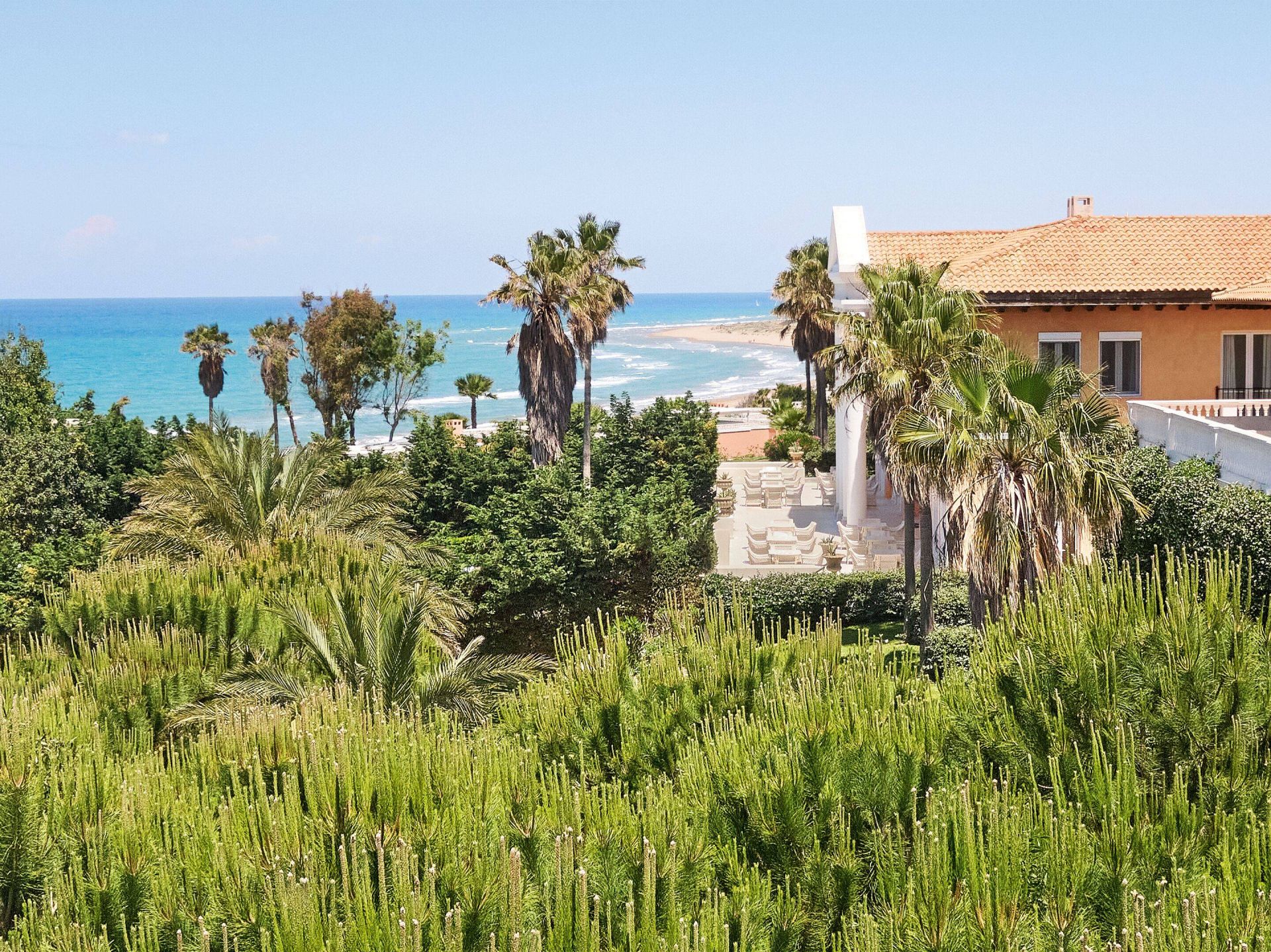 Mandola Rosa, A Grecotel Resort to Live at Riviera Olympia en Greece