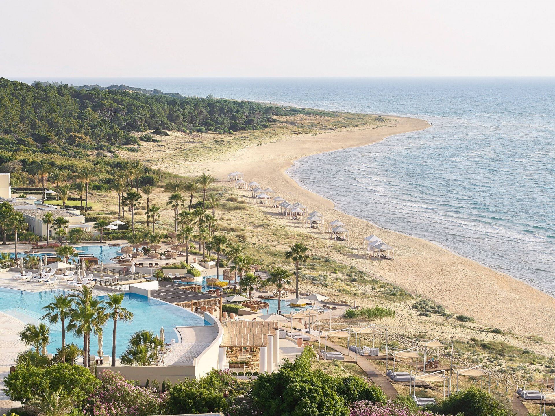 Mandola Rosa, A Grecotel Resort to Live at Riviera Olympia en Greece