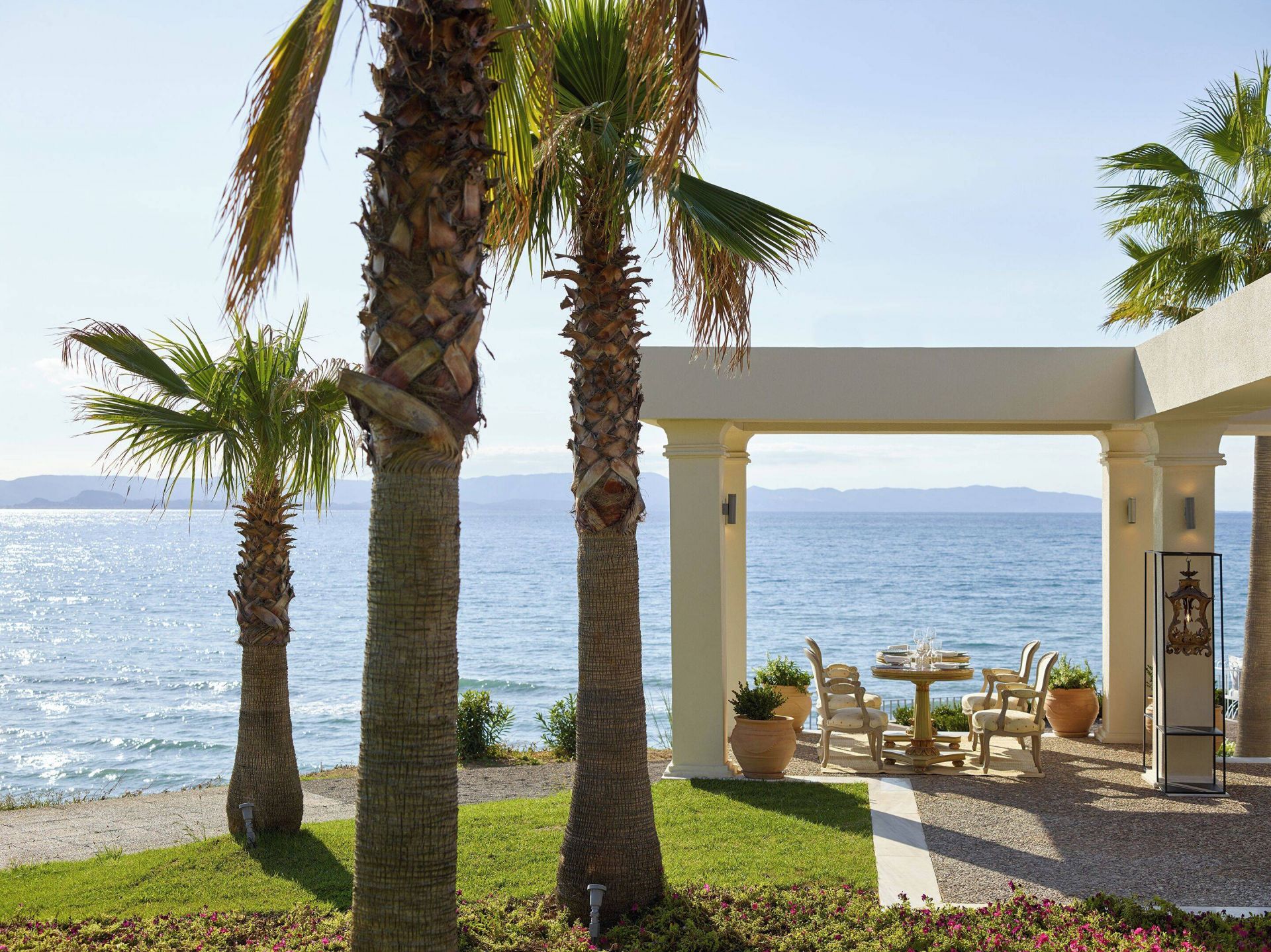 Mandola Rosa, A Grecotel Resort to Live at Riviera Olympia en Greece