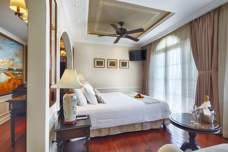 Mekong Navigator 7 noches y Siem Reap diseñado por LAT.40