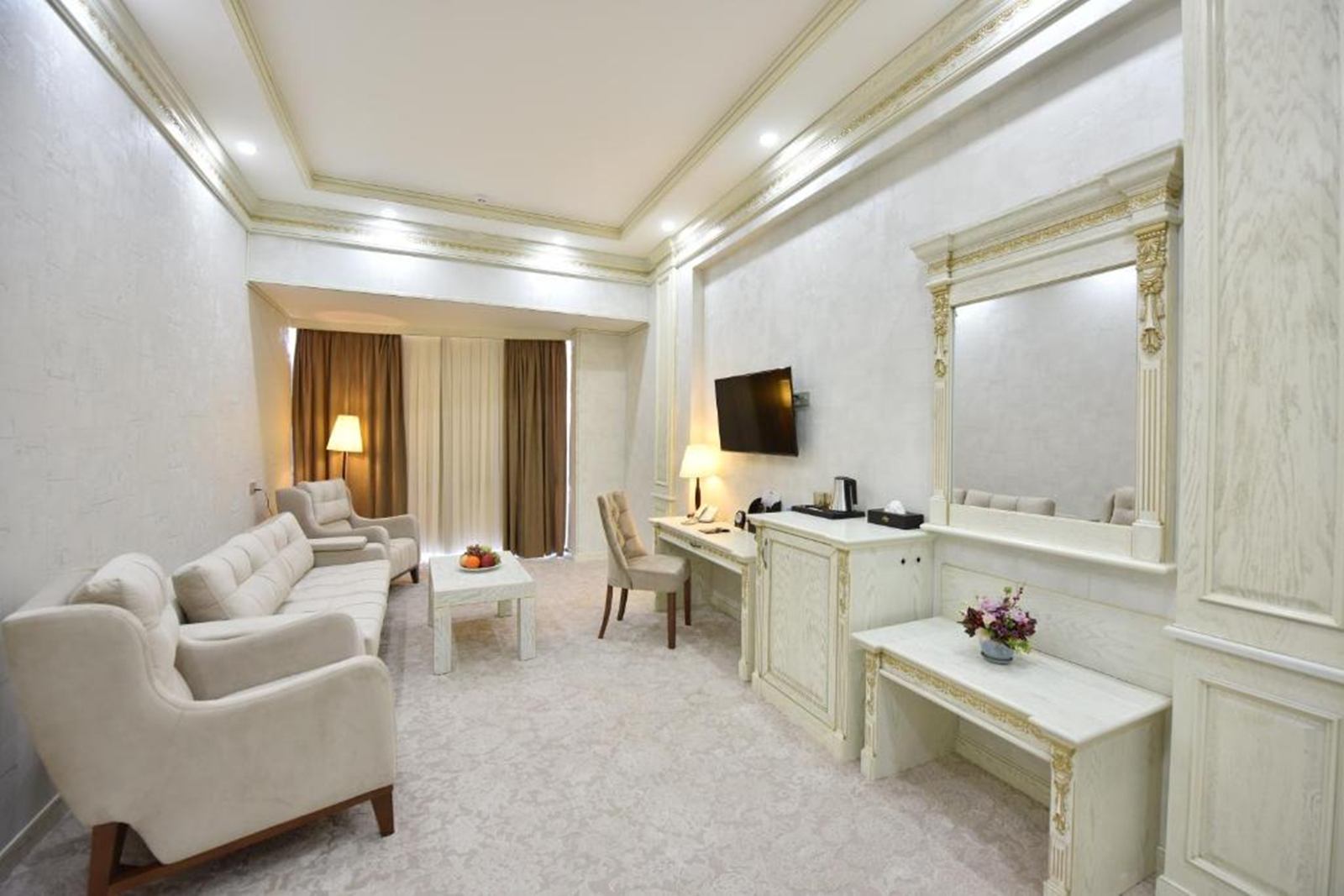 Qushbegi Plaza en Tashkent