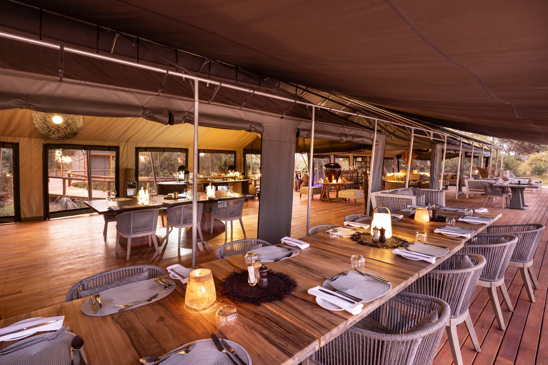 Machaba safaris botswana gomoti camp dining