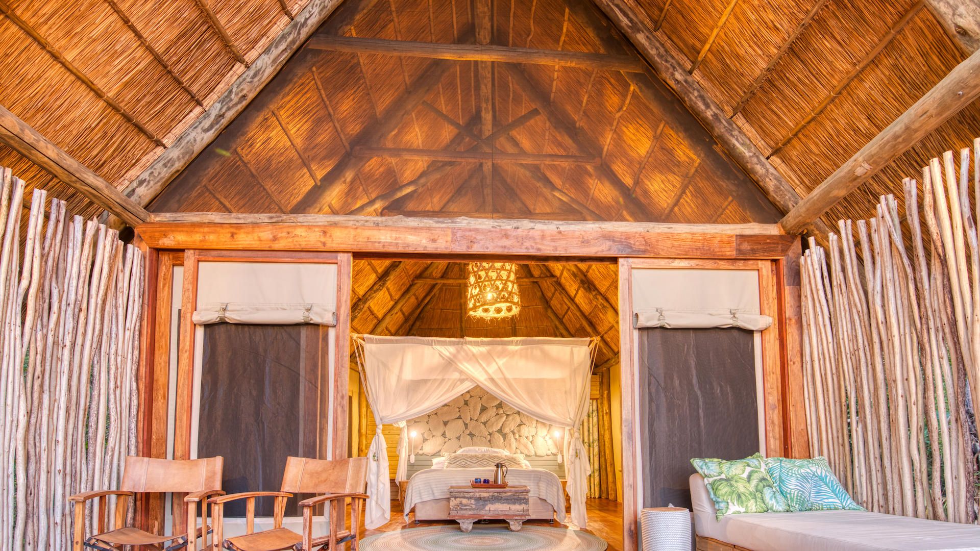 Mm mahale room13
