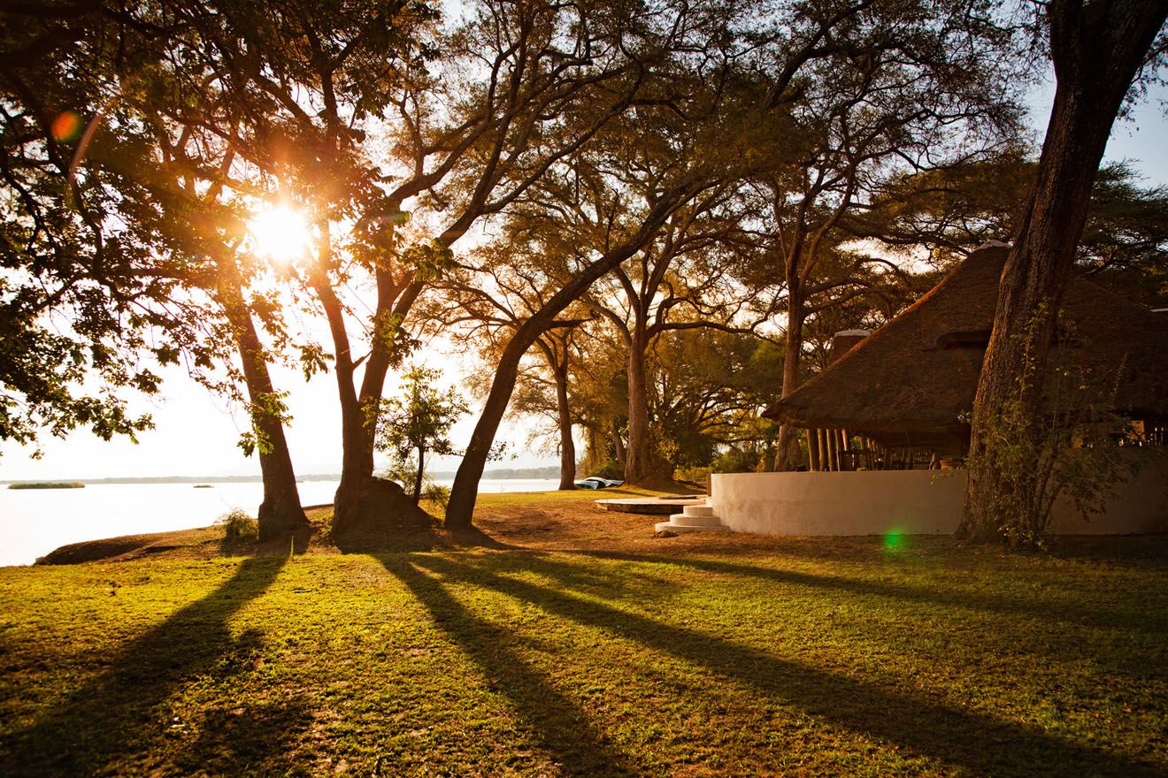 Mwambashi River Lodge en Lower Zambezi