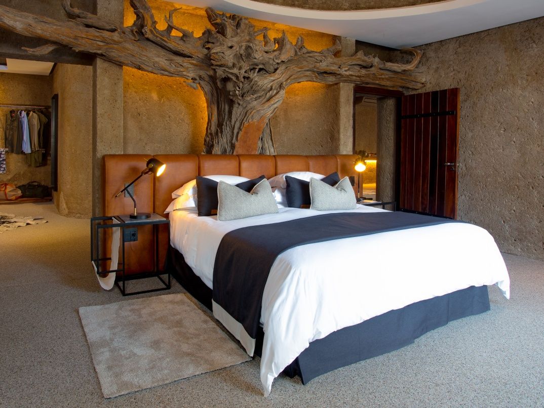 Amber villa main bedroom 2