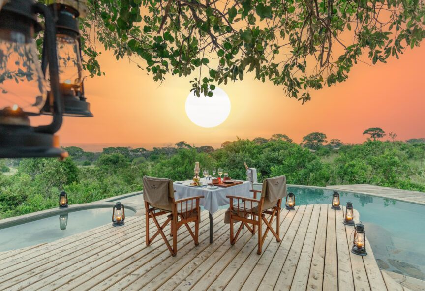 Romantic dinner pool serengeti bushtops © oliver fly photography 1
