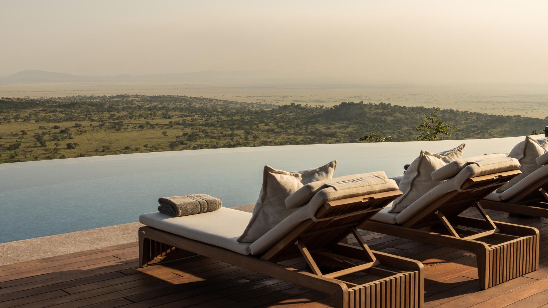 Singita milele main pool 6