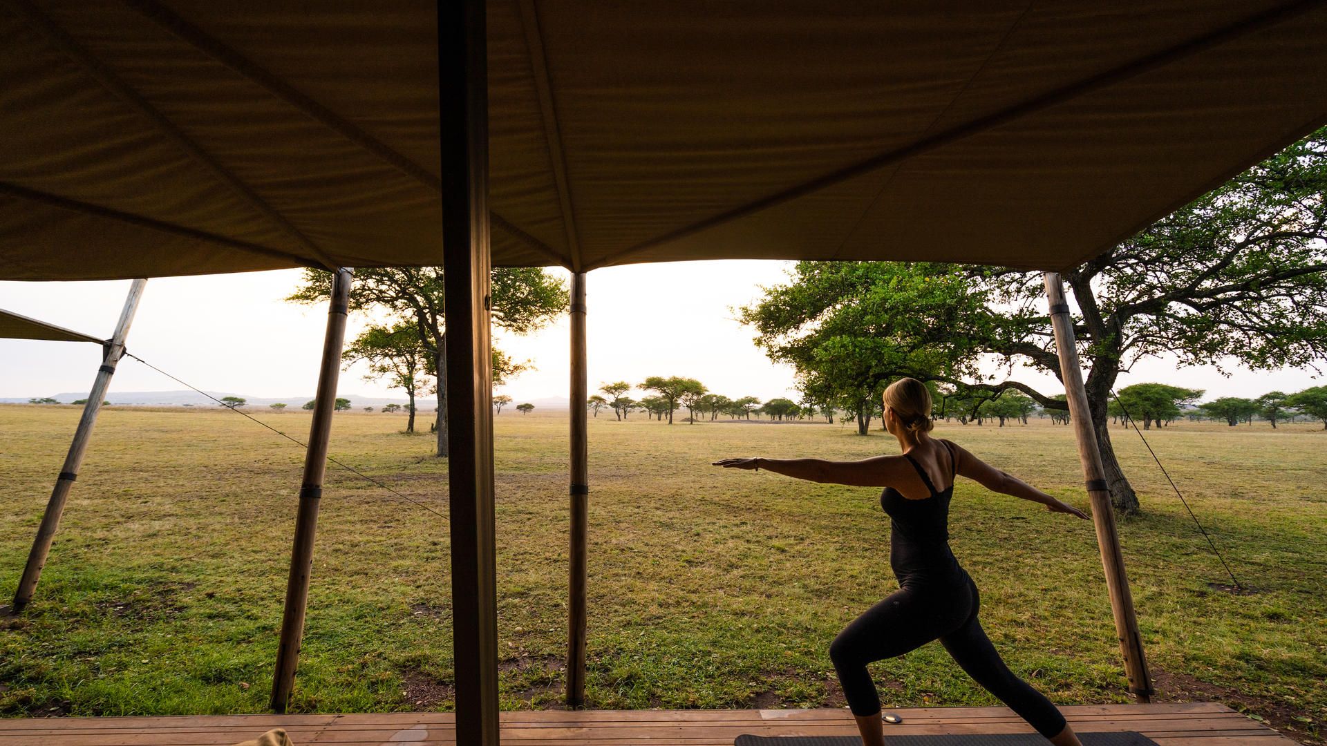 Sabora guest doing yoga on deck osse sinare