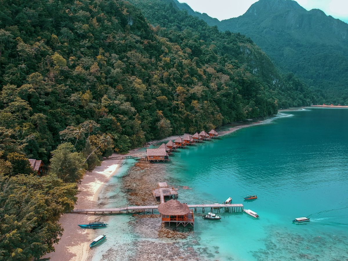 Ora Beach | LAT.40