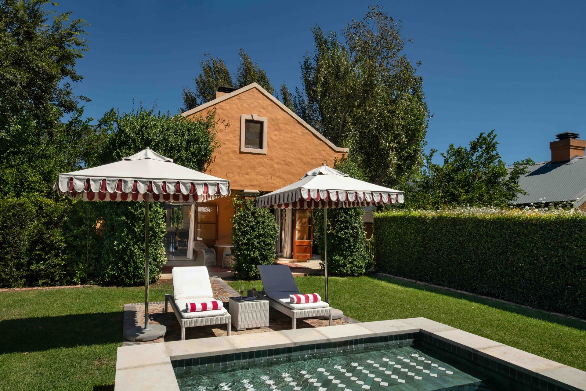 LR Vineyard Suite Three Pool   2