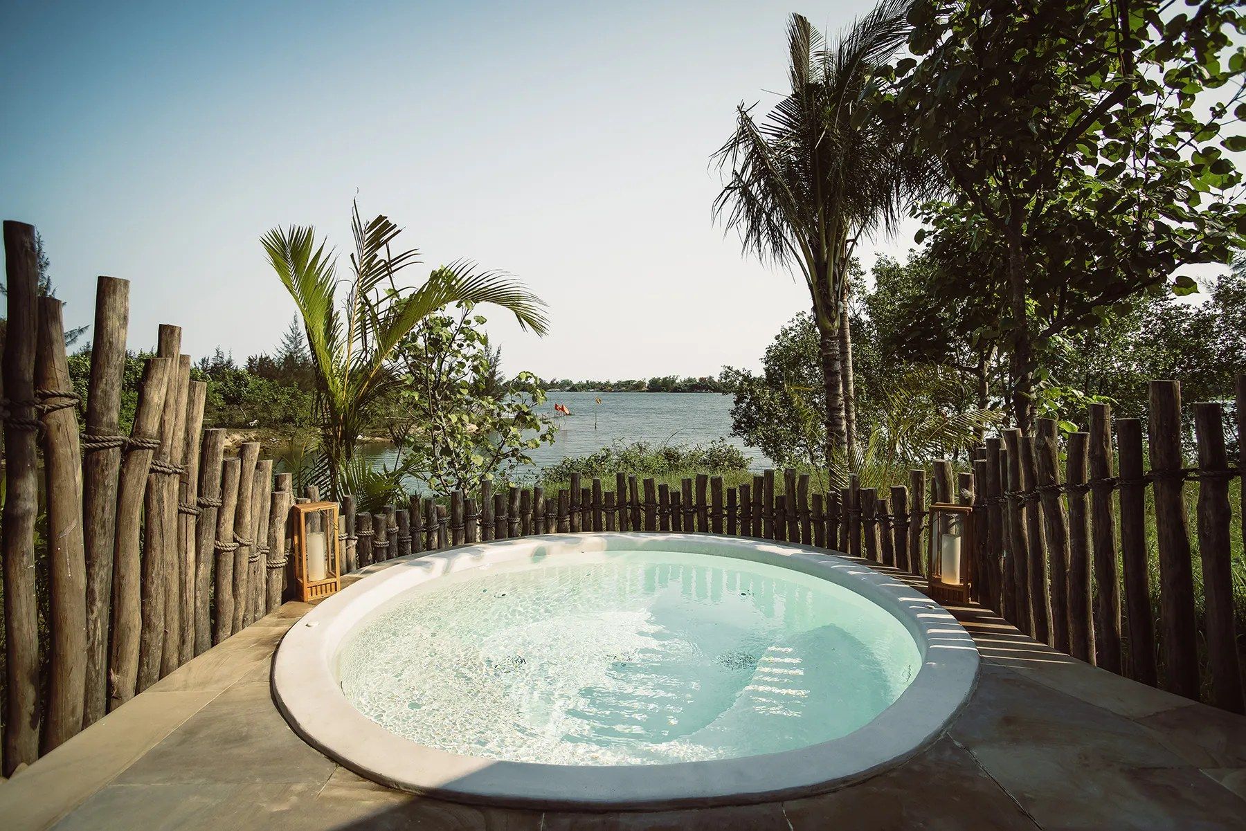 Honeymoon Villa Jacuzzi 2