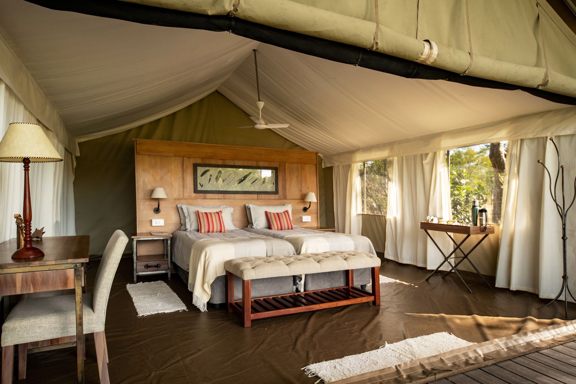 Ingwe Pan Camp, Mana Pools