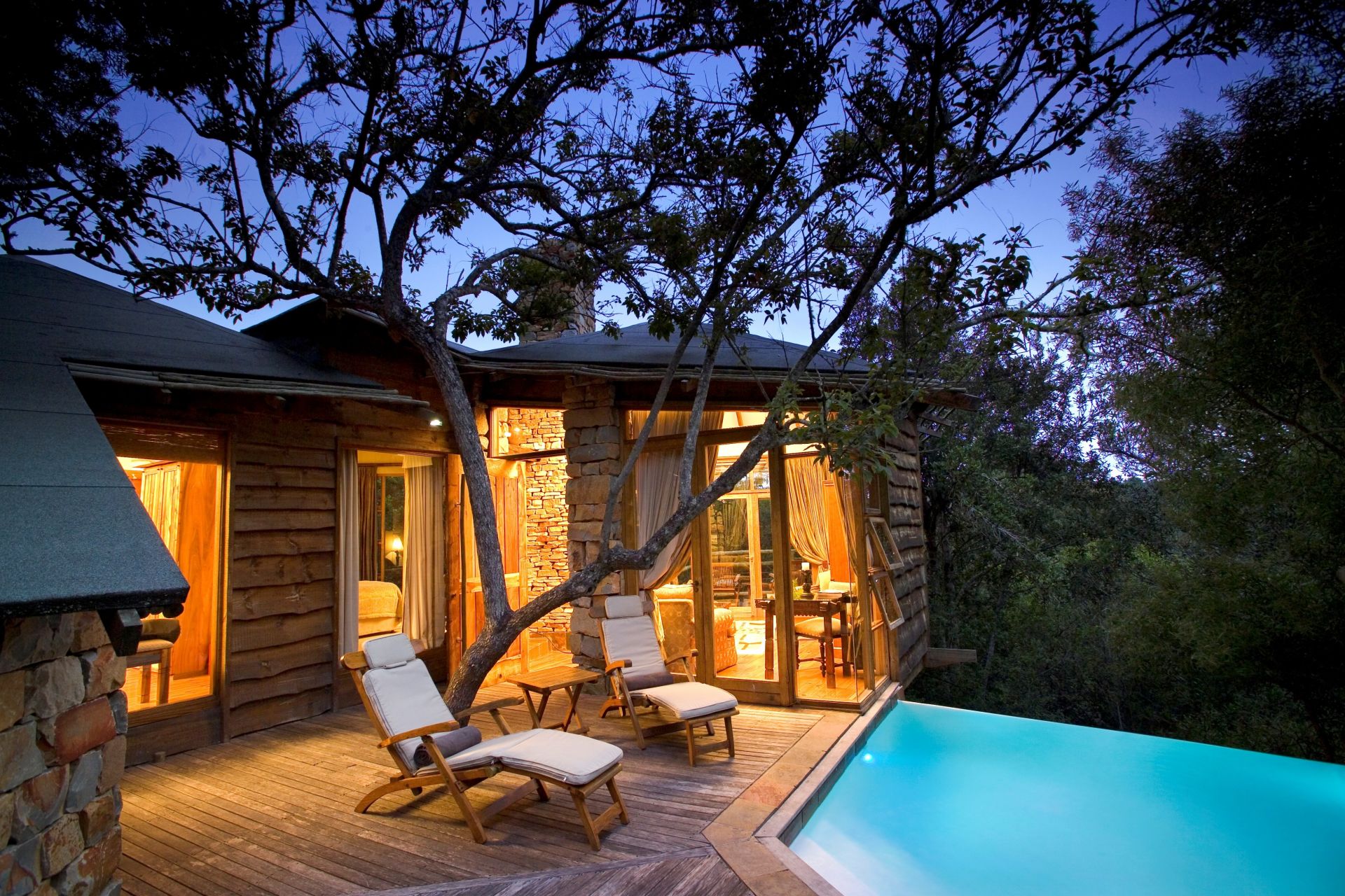 TTL Suite Private Pool Area
